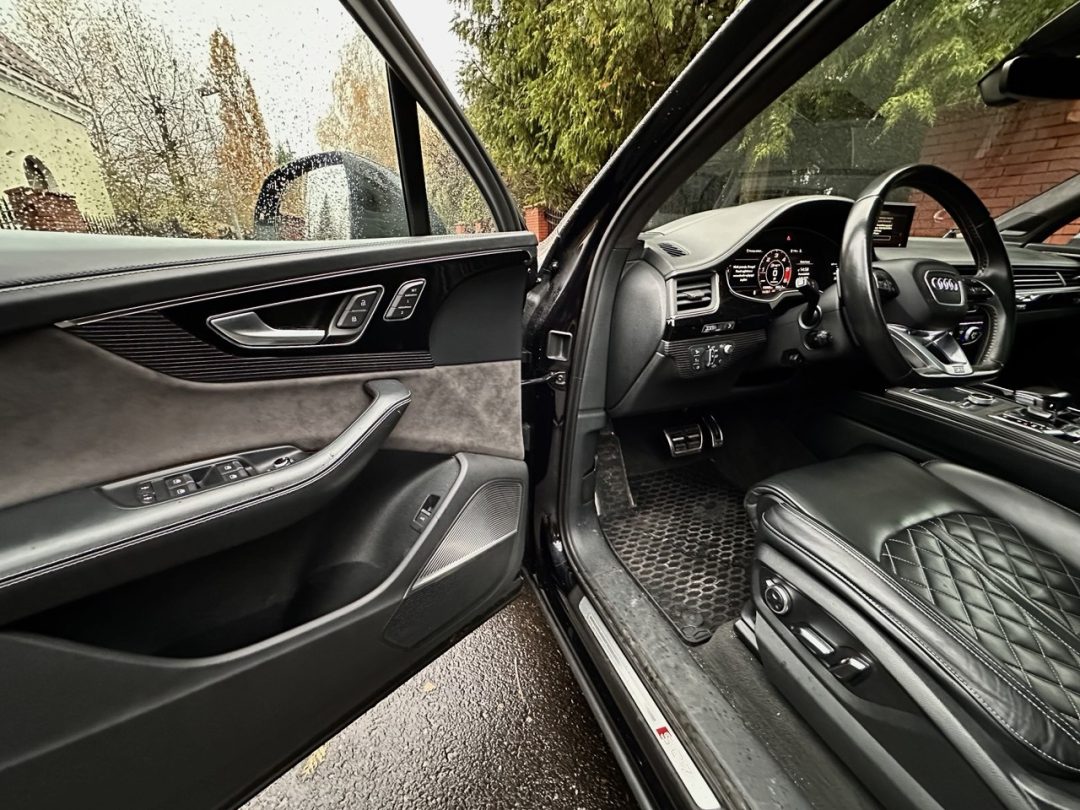 AUDI SQ7