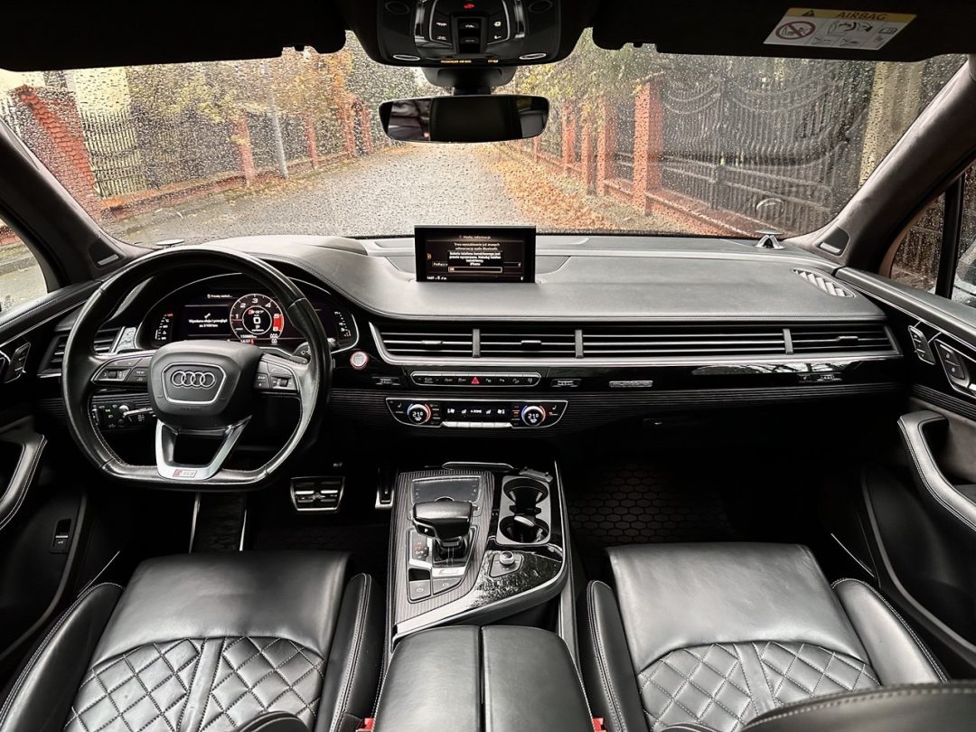 AUDI SQ7