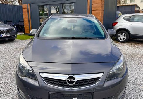 opel astra 2011
