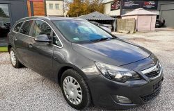 OPEL ASTRA 2011