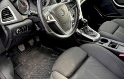 OPEL ASTRA 2011