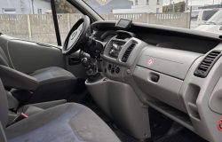 OPEL VIVARO 2005
