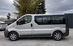 OPEL VIVARO 2005