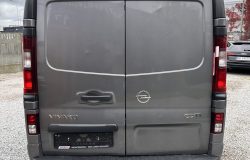 OPEL VIVARO 2016