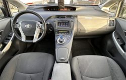 TOYOTA PRIUS 2011