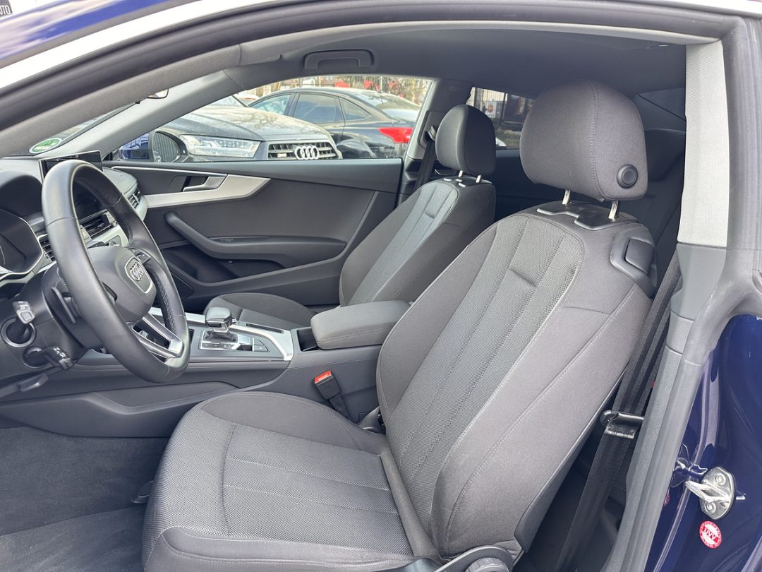 AUDI A5 2022
