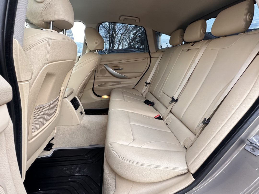BMW 3 СЕРІЇ 2015