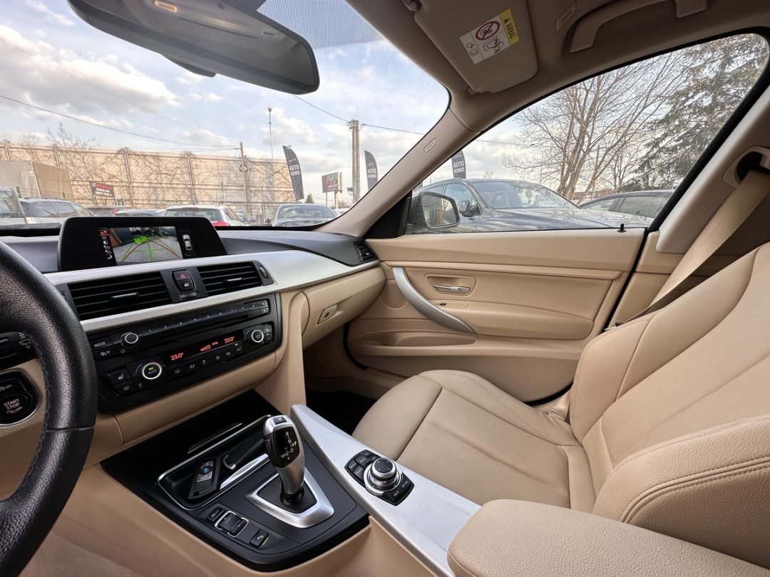 BMW 3 СЕРІЇ 2015