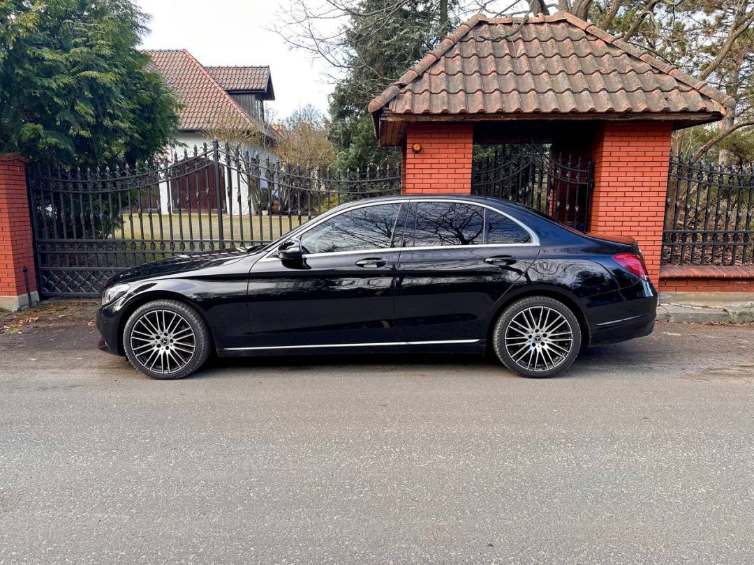 MERCEDES-BENZ C-КЛАСС 2016