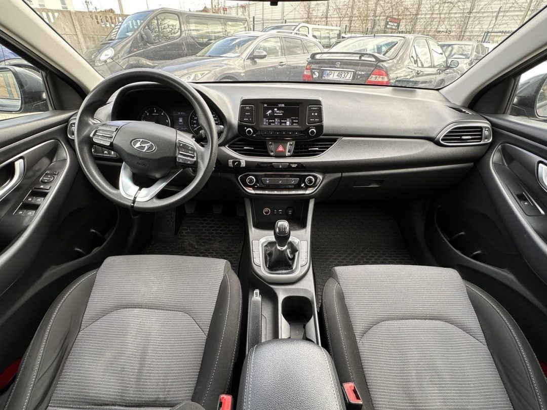 HYUNDAI I30 2017