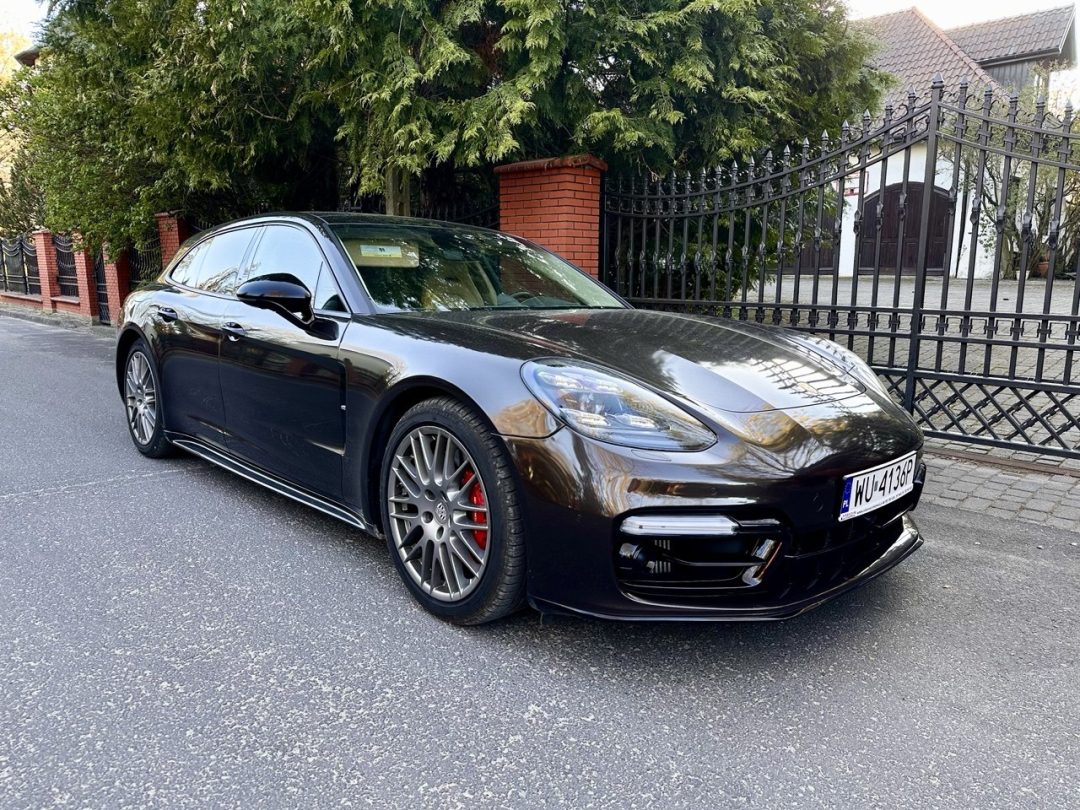 PORSCHE PANAMERA 2018