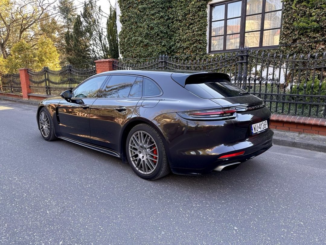 PORSCHE PANAMERA 2018