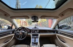 PORSCHE PANAMERA 2018