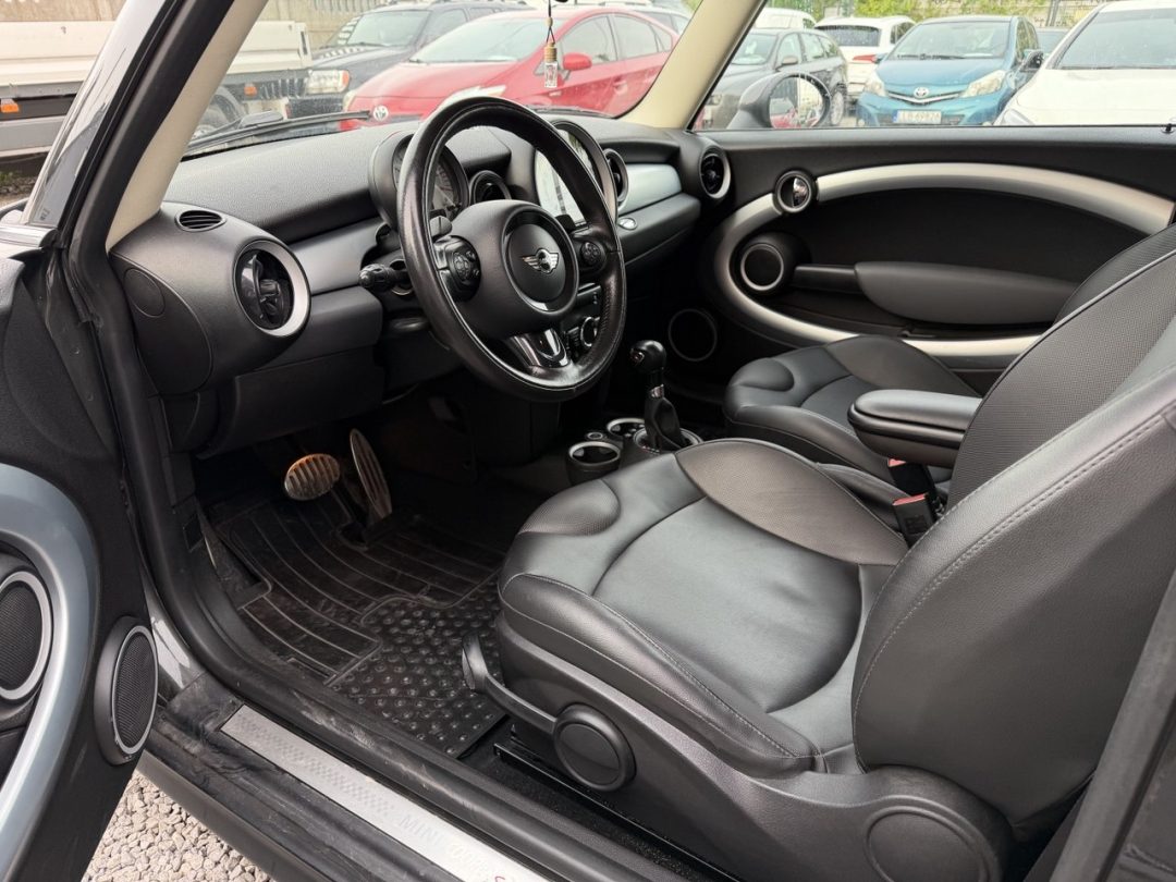 MINI COUPE 2012