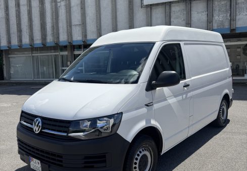 volkswagen transporter 2018