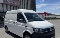 VOLKSWAGEN TRANSPORTER 2018