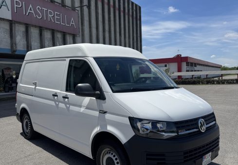 volkswagen transporter 2018