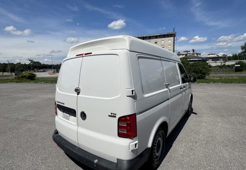 volkswagen transporter 2018