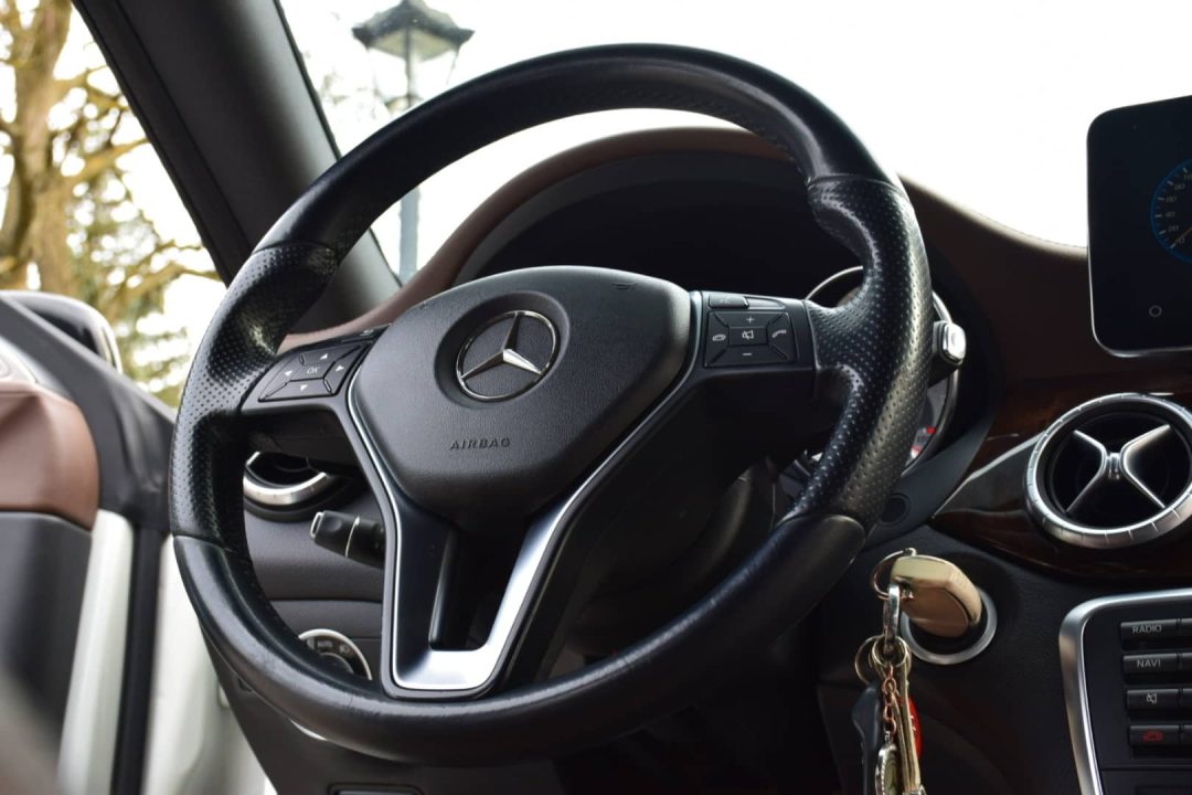 MERCEDES-BENZ CLA 2013