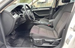 VOLKSWAGEN PASSAT 2019