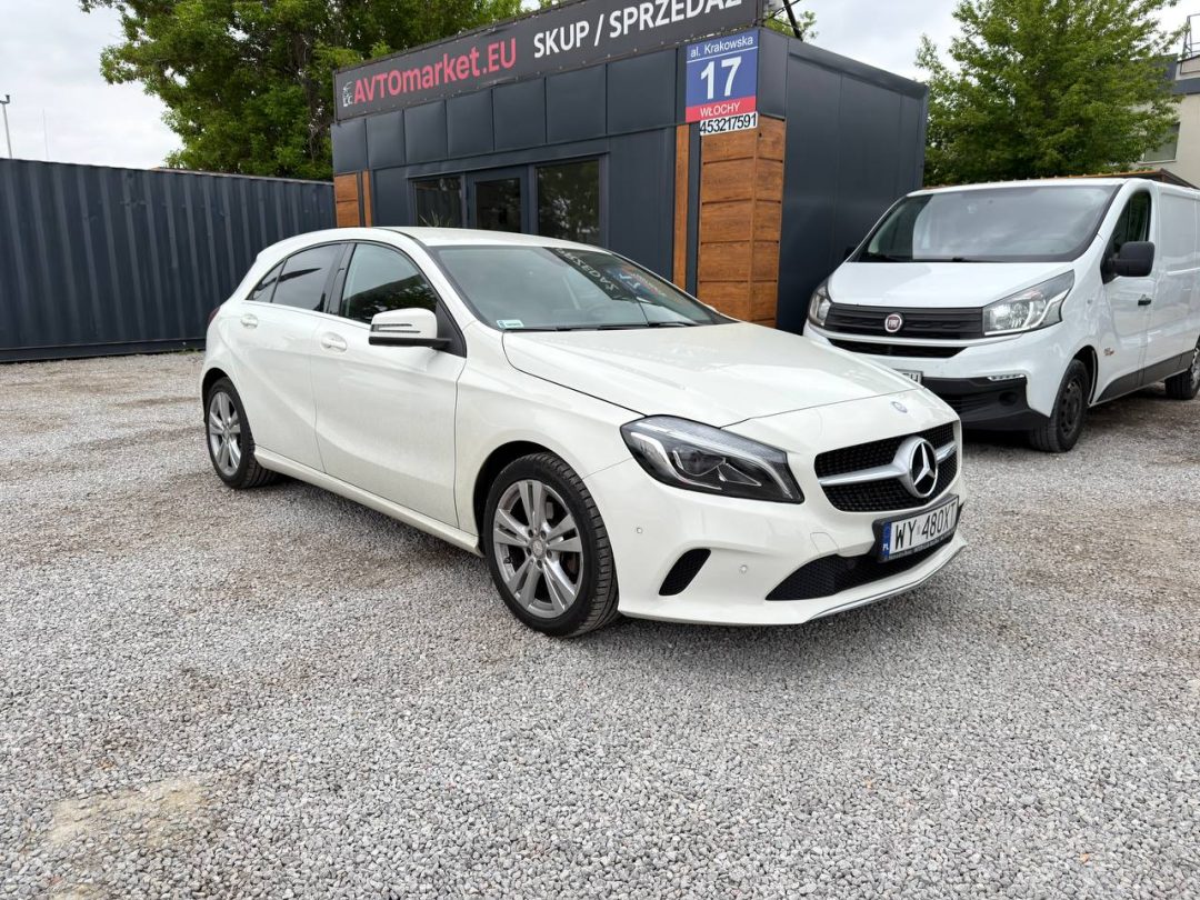 MERCEDES-BENZ A-КЛАСС 2015