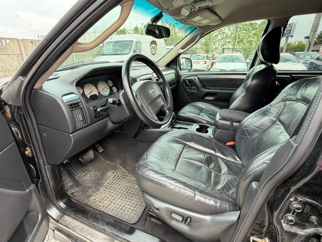 JEEP GRAND CHEROKEE 2004