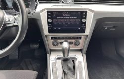 VOLKSWAGEN PASSAT 2019