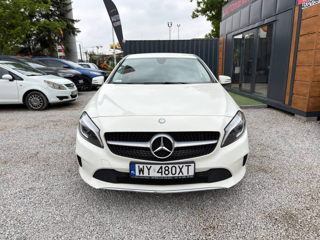 MERCEDES-BENZ A-КЛАСС 2015