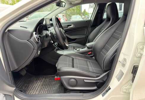 mercedes-benz a-класс 2015