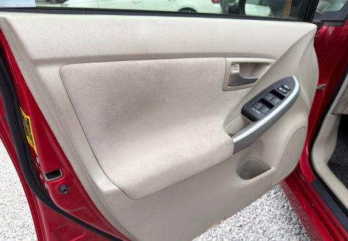 toyota prius 2014