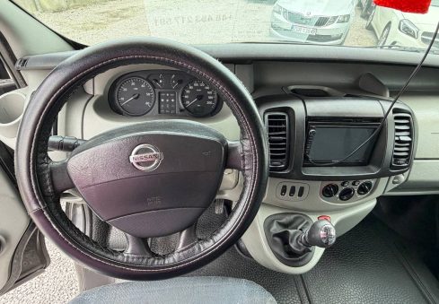 nissan primastar 2004