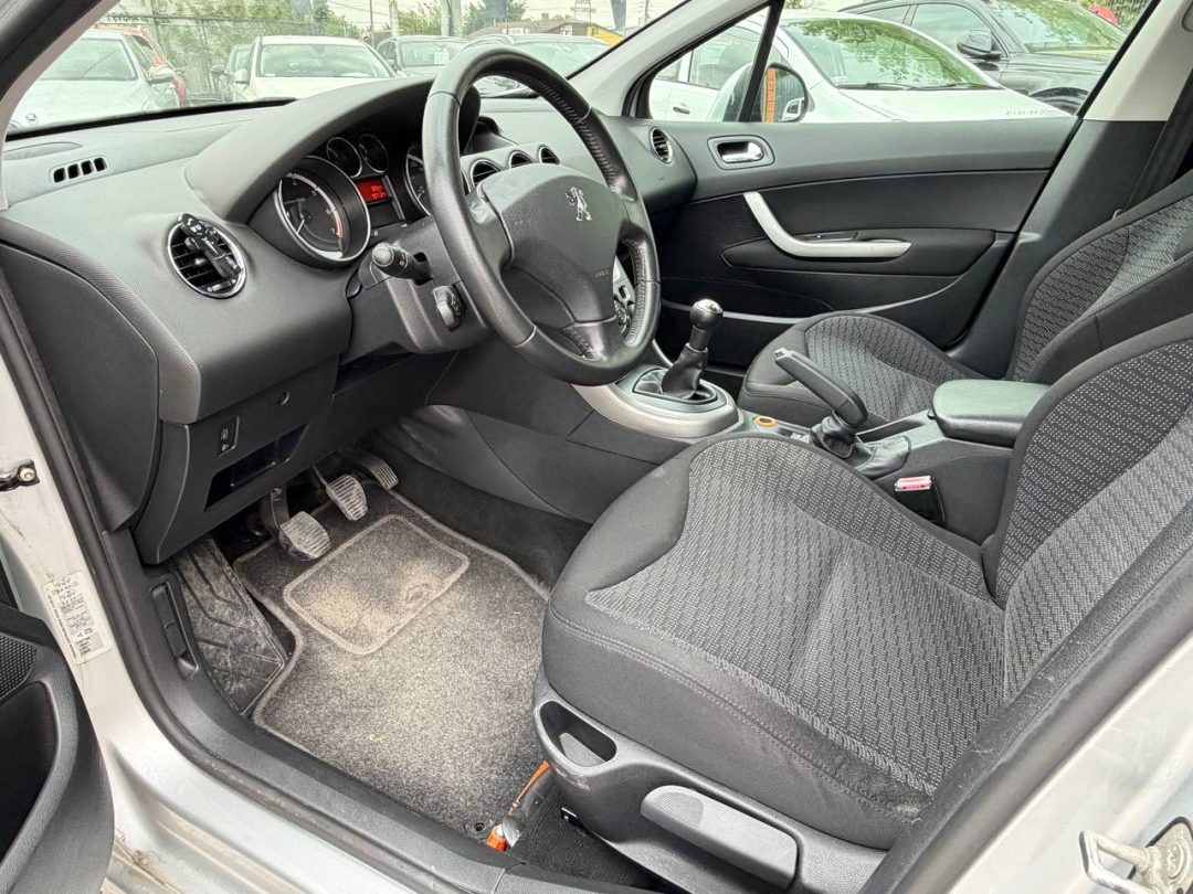 PEUGEOT 2009