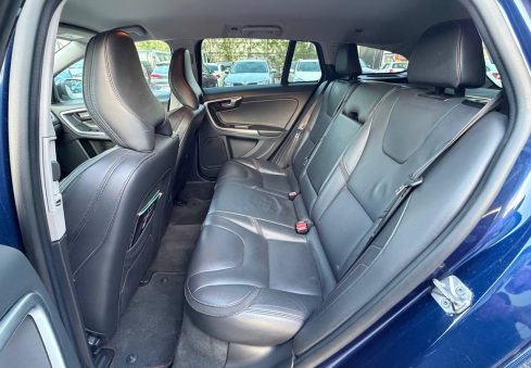 volvo v60 2015