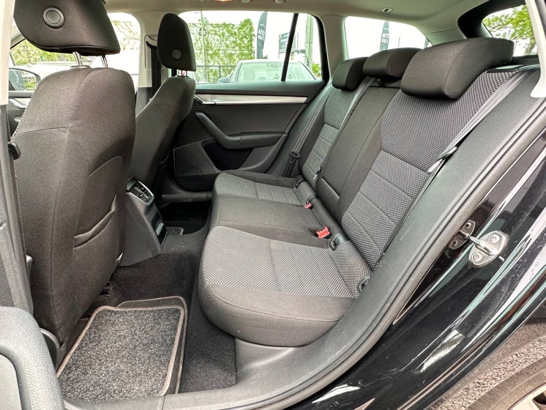 SKODA OCTAVIA 2014