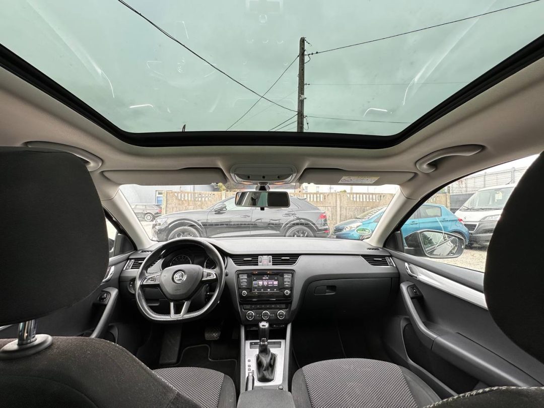 SKODA OCTAVIA 2014