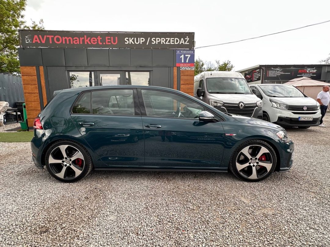 VOLKSWAGEN GOLF GTI 2019