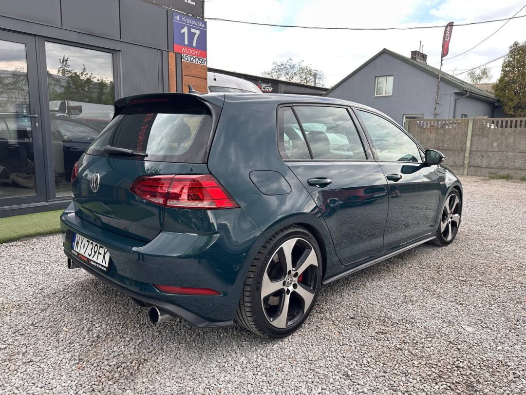 VOLKSWAGEN GOLF GTI 2019