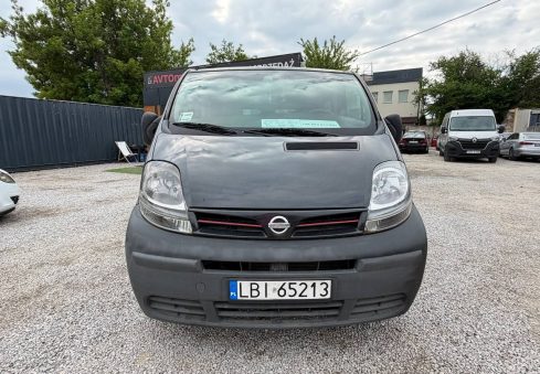 nissan primastar 2004