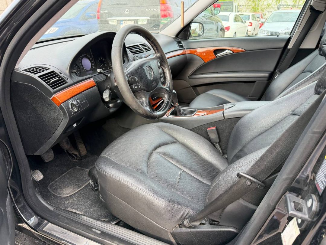 MERCEDES-BENZ E-КЛАСС 2008