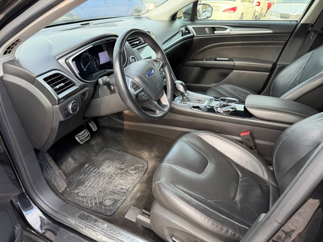 FORD FUSION 2013