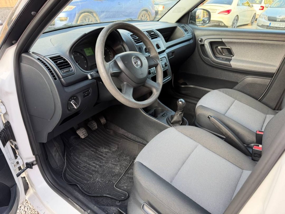SKODA FABIA 2013