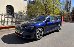 AUDI E-TRON 2022