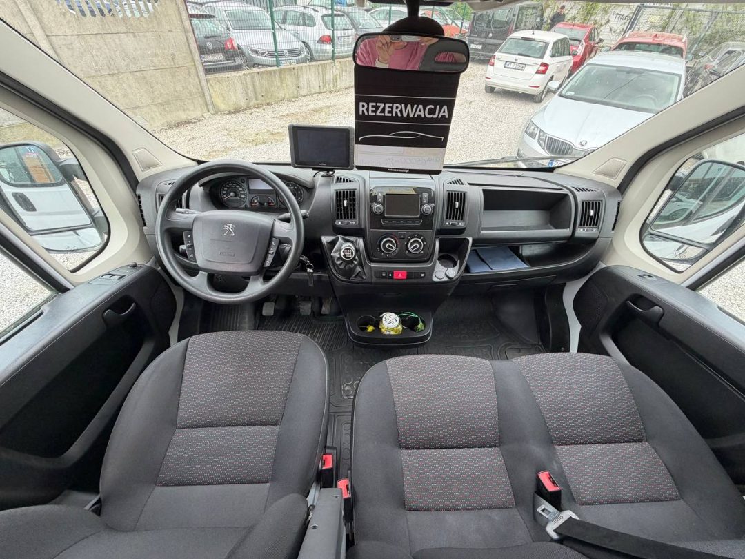 PEUGEOT 2021