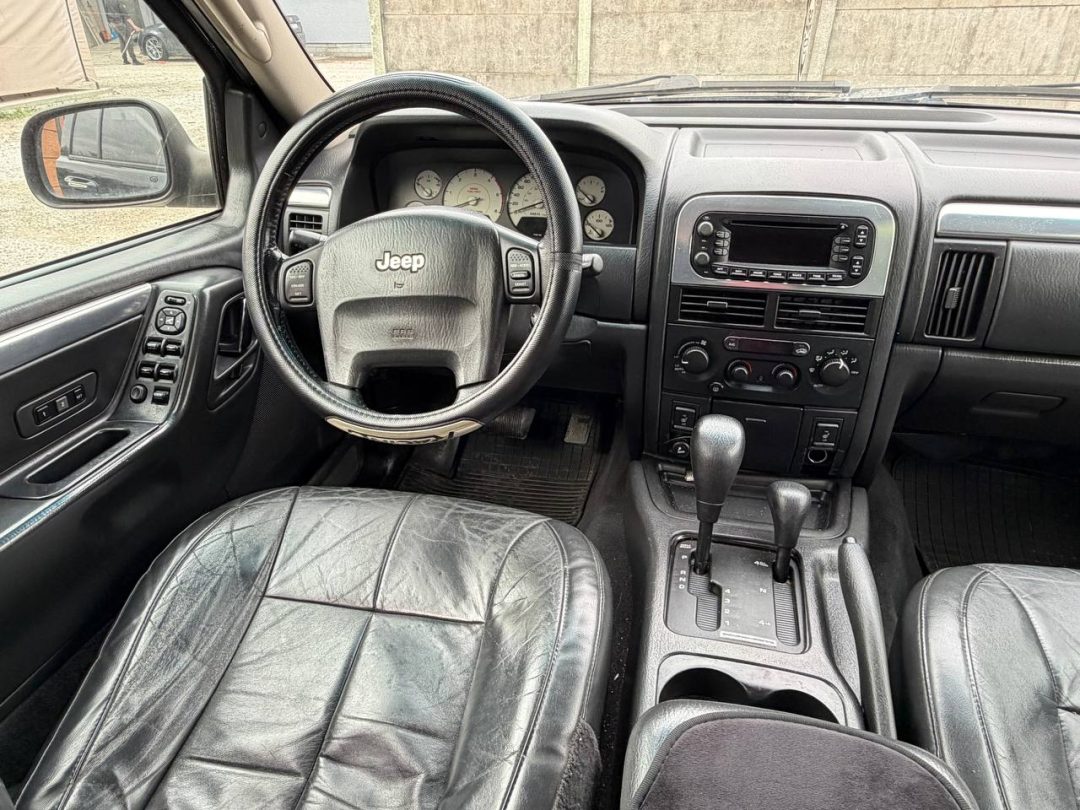JEEP GRAND CHEROKEE 2004