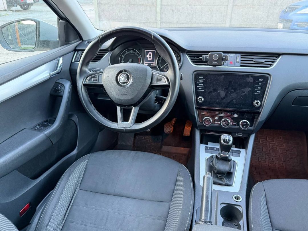 SKODA OCTAVIA 2018