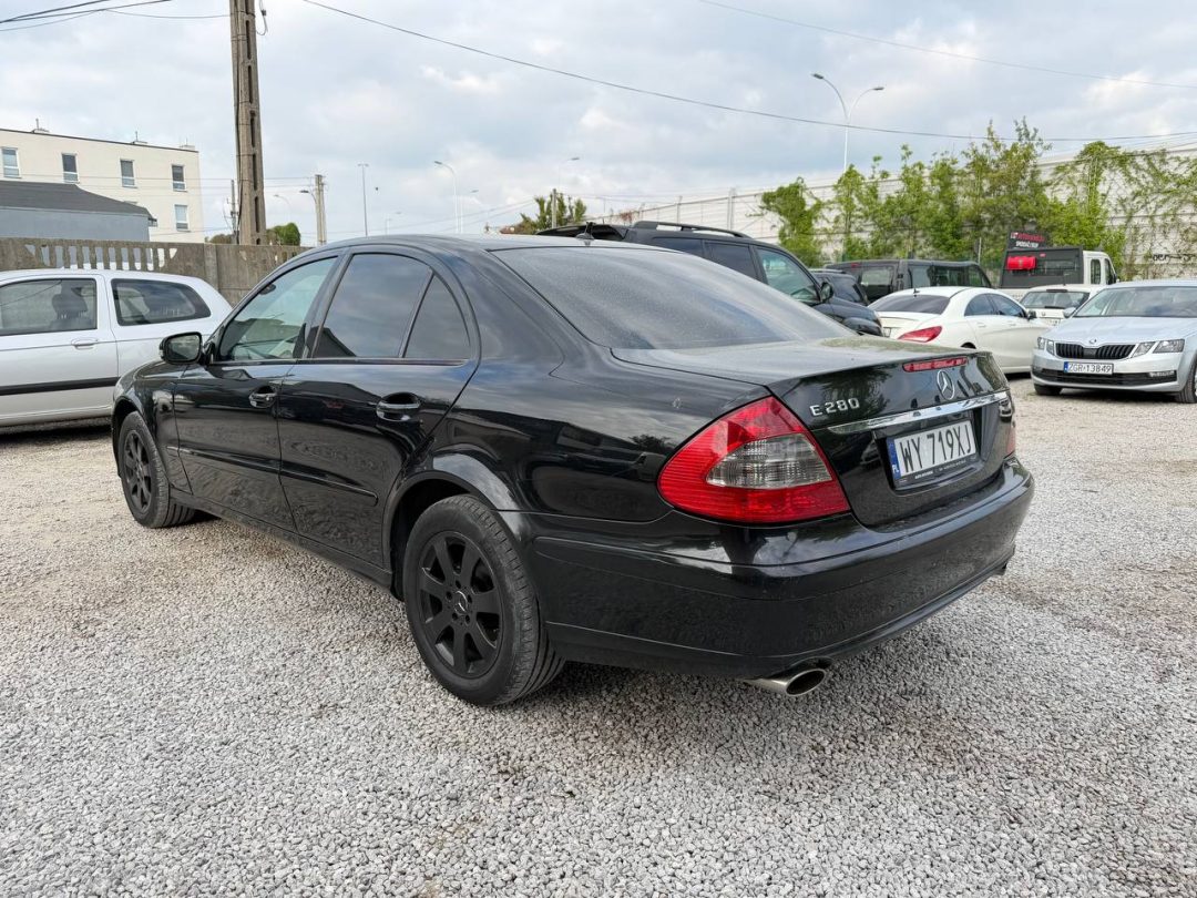 MERCEDES-BENZ E-КЛАСС 2008