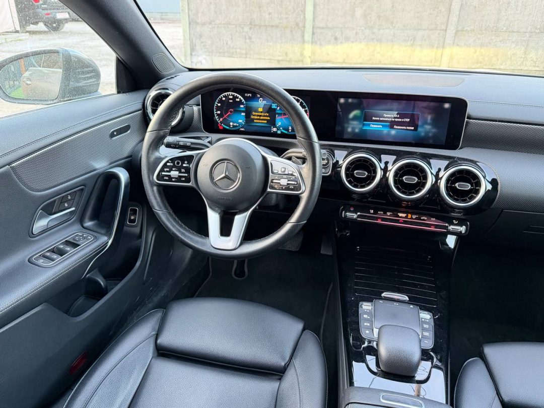 MERCEDES-BENZ CLA 2020