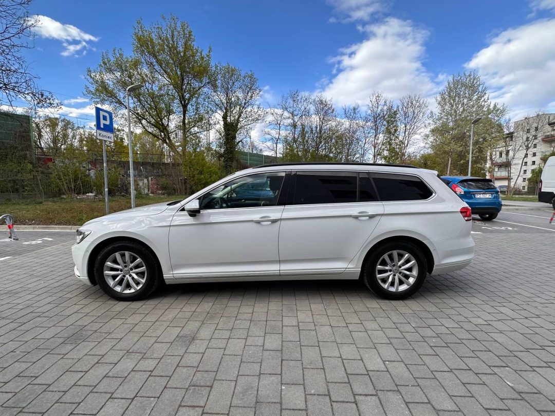 VOLKSWAGEN PASSAT 2019