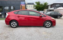 TOYOTA PRIUS 2014