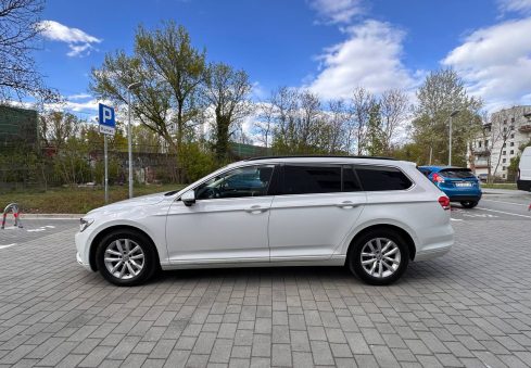 volkswagen passat 2019